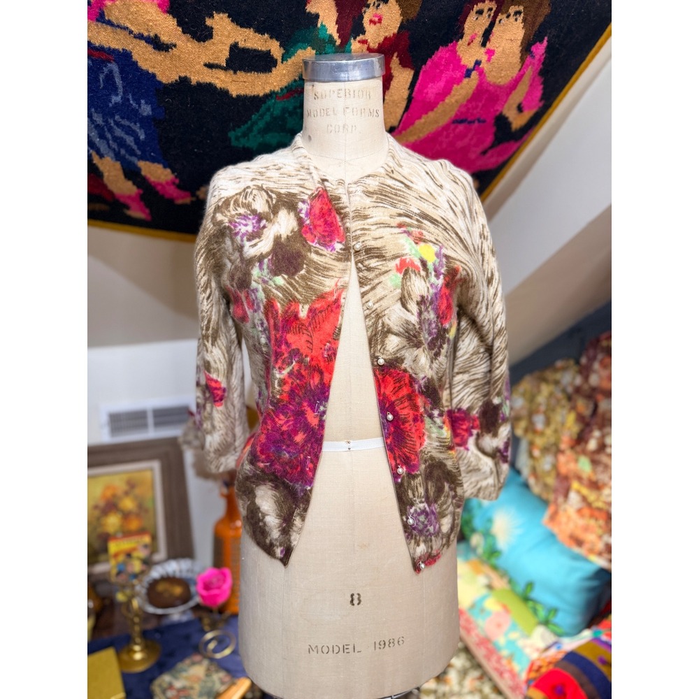 Vintage 50s/60s Darlene Angora Lambswool Floral Hand Screen Print Cardigan 38